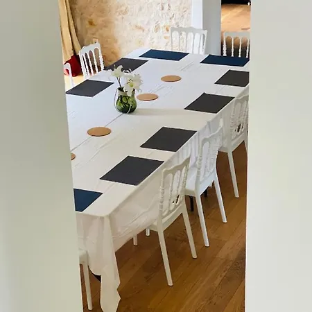 Peitry Event House