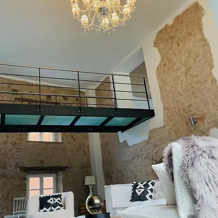 Peitry Event House